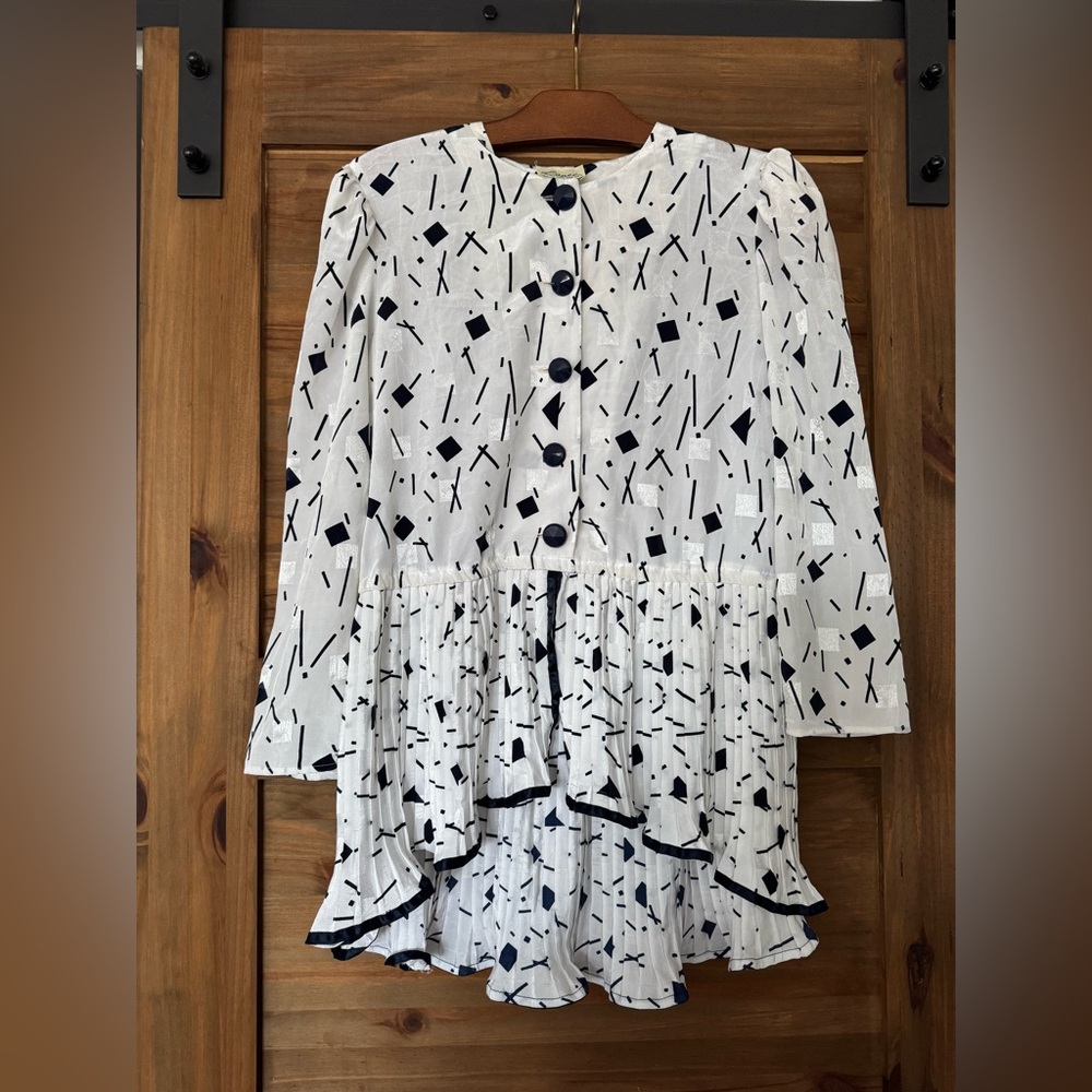 Gorgeous vintage top Benee by Lori Ann MFG